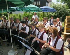 Fr�hschoppen des Versch�nerungsvereins Minihof-Liebau