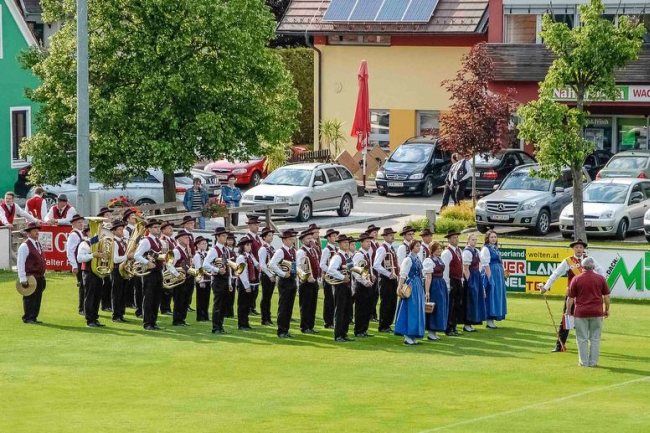 Marschmusikbewertung in Neuhaus/Klb.
